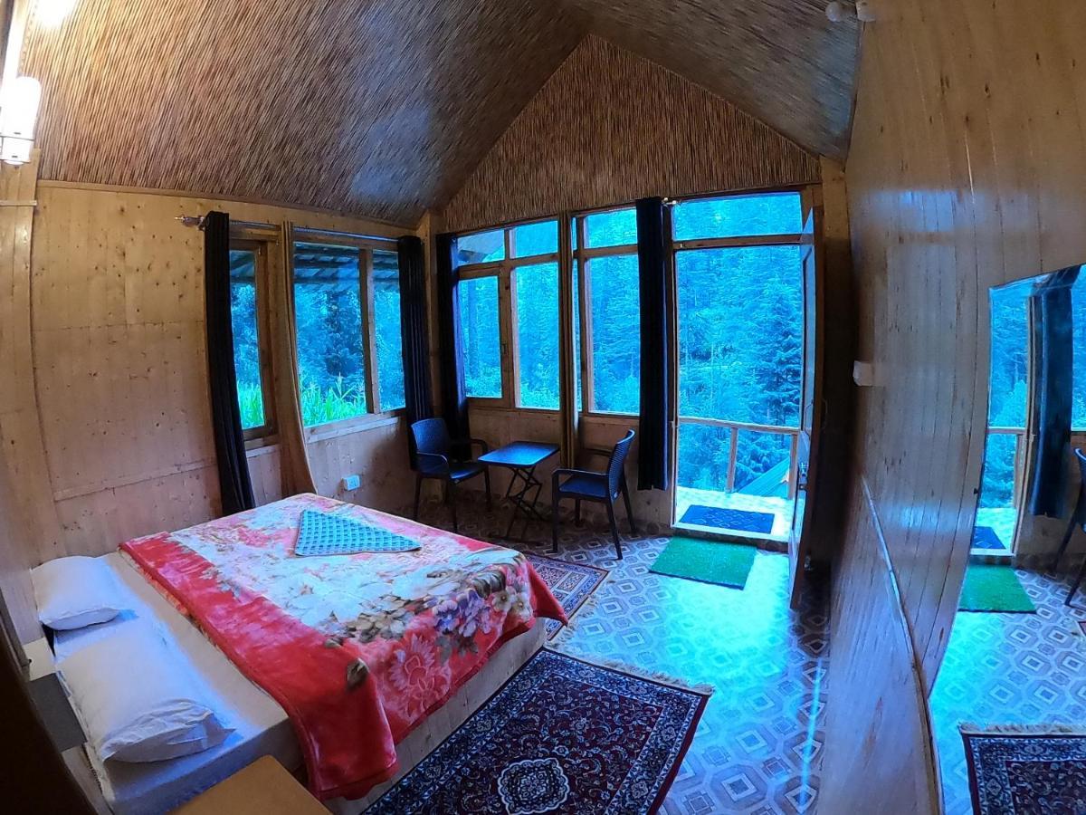 Reverberate Cafe & Cottages - Negi'S Place Jibhi Εξωτερικό φωτογραφία